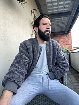 Michel huge online show from 12/03/25, 09:51