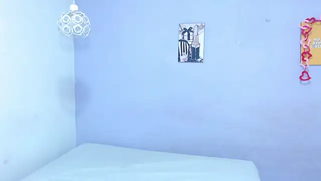 penelope gucci1 online show from 11/22/25, 12:04