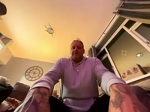 Snapshot of backdoorgalore4you chatting on 01/14/26, 10:03 backdoorgalore4you online show from 01/14/26, 10:03