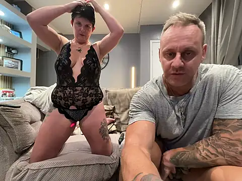 backdoorgalore4you online show from 04/07/26, 08:42