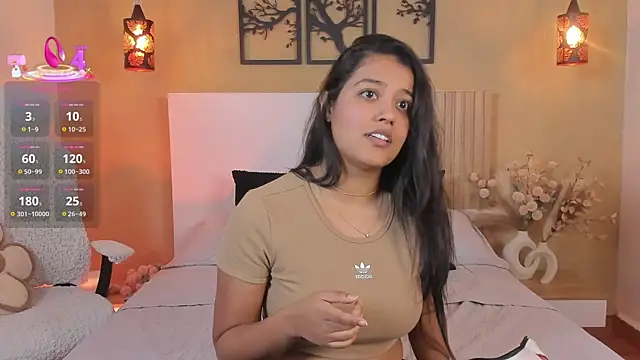 Camila Bustamante online show from 11/10/25, 03:22