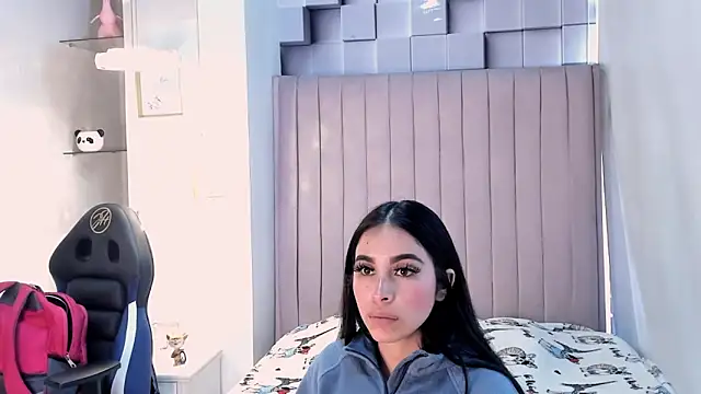 CandySays online show from 10/12/25, 12:15