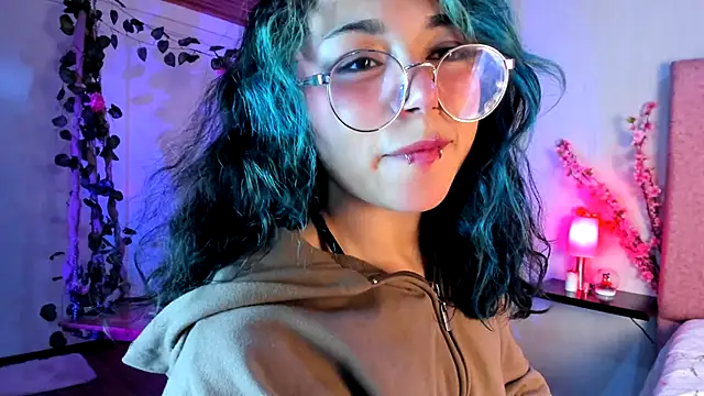 TerumiKitty online show from 11/29/25, 09:29