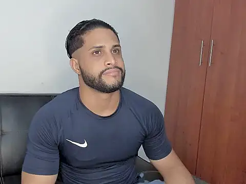 Snapshot of Pier_Simons chatting on 09/30/25, 05:01 Pier Simons online show from 09/30/25, 05:01