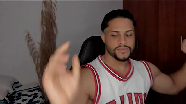 Pier Simons online show from 06/26/26, 09:14