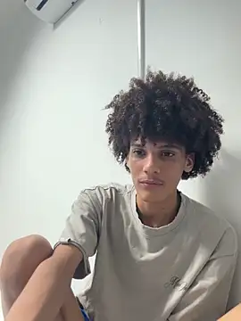 Max Rain online show from 09/24/25, 01:42