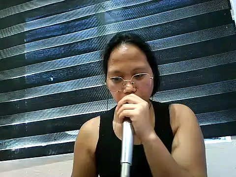 SpankyMyAss69 online show from 04/05/26, 06:21