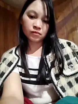 Tiyir597 online show from 12/17/25, 03:29