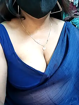 Snapshot of Bhanu-Sharma chatting on 11/09/25, 12:58 Bhanu-Sharma online show from 11/09/25, 12:58