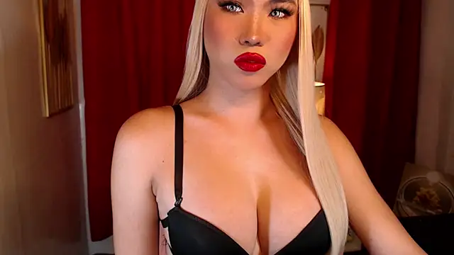  AsianHinata  online show from 04/12/26, 12:37