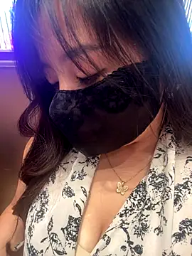 xiao-mo520 online show from 09/15/25, 10:59