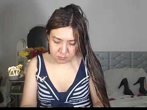 stellahugeX online show from 11/13/25, 08:52