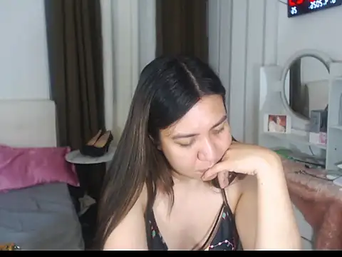 stellahugeX online show from 04/08/26, 10:15