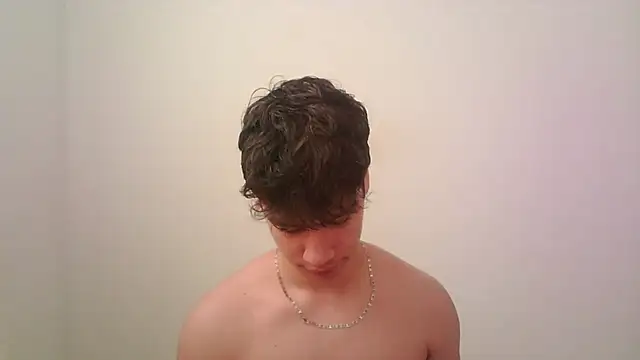 Snapshot of zeus_181 chatting on 11/03/25, 01:45 zeus 181 online show from 11/03/25, 01:45