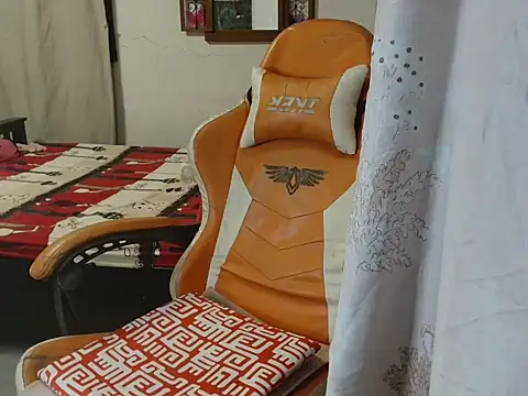 VerySexyCeline online show from 04/25/26, 02:14