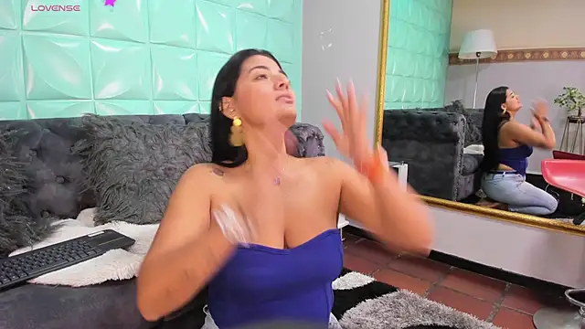 SailonTeen online show from 11/28/25, 09:06