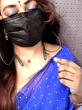 Cutie nila26 online show from 09/18/25, 03:41