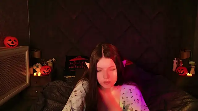 Gaby Essen online show from 10/31/25, 08:32