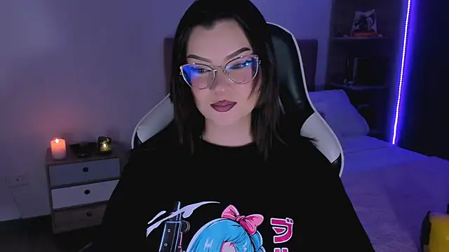 OphelianaRose33 online show from 10/06/25, 08:06