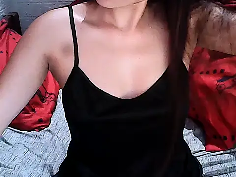 Snapshot of SexyHenesy chatting on 06/23/26, 07:56 SexyHenesy online show from 06/23/26, 07:56