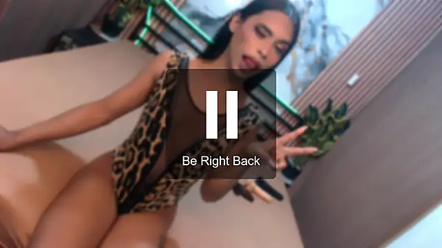 yvonmagrgarettxx online show from 11/08/25, 10:41