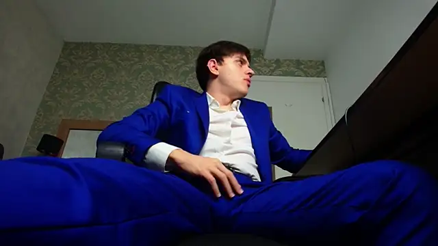 FelixStarkk online show from 10/13/25, 04:34