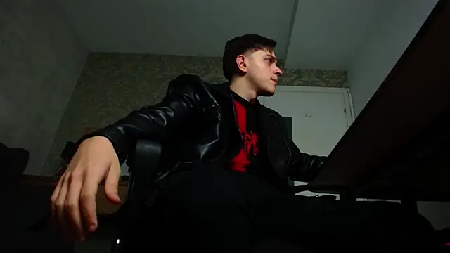 FelixStarkk online show from 11/02/25, 04:59