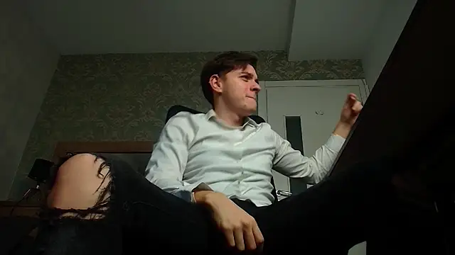 FelixStarkk online show from 11/22/25, 05:39