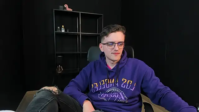 FelixStarkk online show from 04/30/26, 04:46