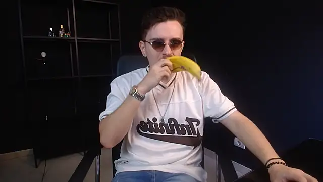FelixStarkk online show from 06/02/26, 06:15