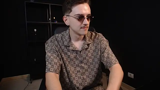Snapshot of FelixStarkk chatting on 07/07/26, 05:54 FelixStarkk online show from 07/07/26, 05:54