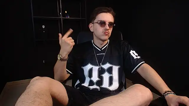 Snapshot of FelixStarkk chatting on 07/12/26, 06:15 FelixStarkk online show from 07/12/26, 06:15