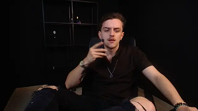 Snapshot of FelixStarkk chatting on 07/15/26, 03:34 FelixStarkk online show from 07/15/26, 03:34