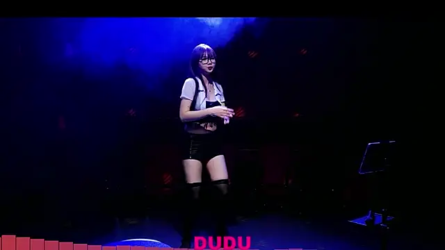 Snapshot of yznt-dudu chatting on 09/17/25, 11:45 yznt-dudu online show from 09/17/25, 11:45