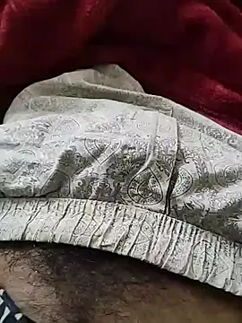 Snapshot of happy88886 chatting on 11/24/25, 01:22 happy88886 online show from 11/24/25, 01:22