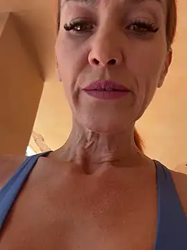 MikaelaBloom online show from 09/30/25, 02:44