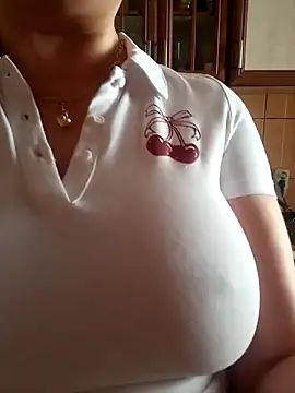 TriumphLove online show from 02/25/25, 04:21