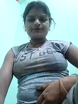 Snapshot of Hot_mirchjii chatting on 09/22/25, 03:25 Hot mirchjii online show from 09/22/25, 03:25