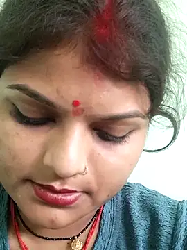 Snapshot of Hot_mirchjii chatting on 09/23/25, 07:11 Hot mirchjii online show from 09/23/25, 07:11