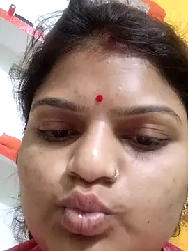 Snapshot of Hot_mirchjii chatting on 09/25/25, 11:52 Hot mirchjii online show from 09/25/25, 11:52