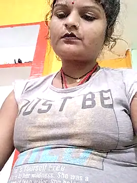 Snapshot of Hot_mirchjii chatting on 10/11/25, 09:41 Hot mirchjii online show from 10/11/25, 09:41