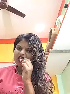 Snapshot of Hot_mirchjii chatting on 11/07/25, 08:25 Hot mirchjii online show from 11/07/25, 08:25