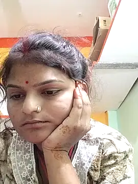 Snapshot of Hot_mirchjii chatting on 11/08/25, 07:30 Hot mirchjii online show from 11/08/25, 07:30