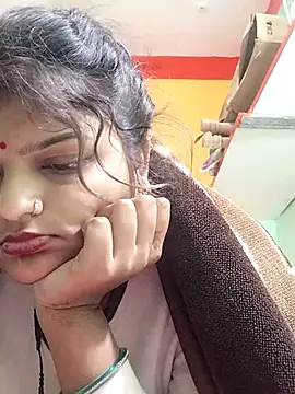 Snapshot of Hot_mirchjii chatting on 11/11/25, 12:32 Hot mirchjii online show from 11/11/25, 12:32