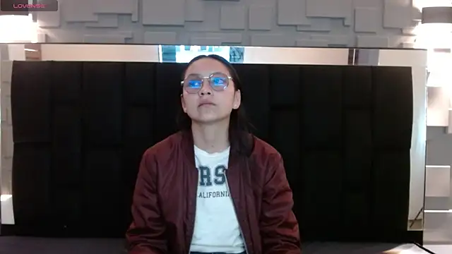 Snapshot of katalina07_1 chatting on 10/07/25, 02:25 katalina07 1 online show from 10/07/25, 02:25