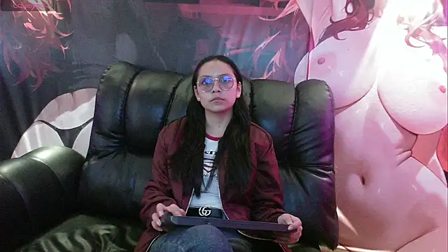 Snapshot of katalina07_1 chatting on 10/18/25, 05:03 katalina07 1 online show from 10/18/25, 05:03