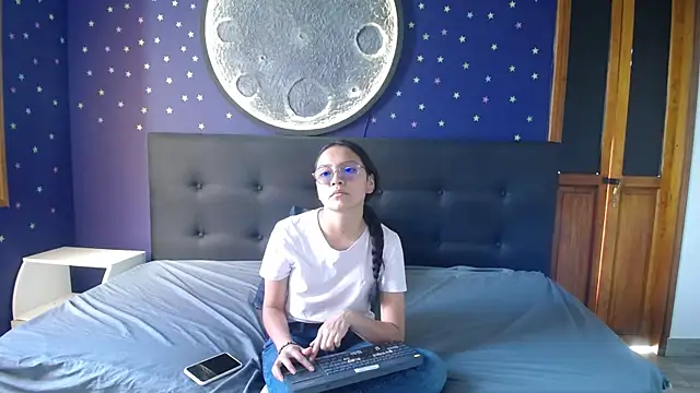 Snapshot of katalina07_1 chatting on 11/04/25, 12:59 katalina07 1 online show from 11/04/25, 12:59