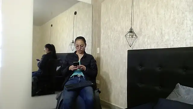 Snapshot of katalina07_1 chatting on 11/09/25, 01:20 katalina07 1 online show from 11/09/25, 01:20