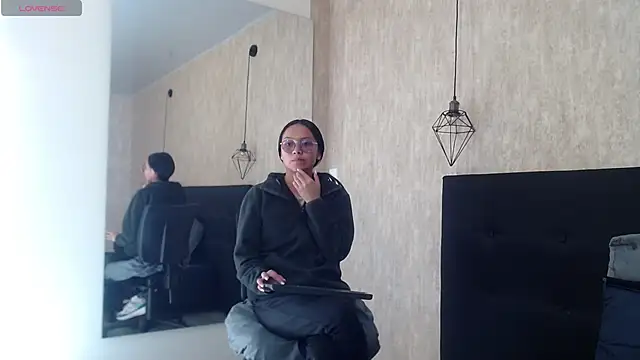 Snapshot of katalina07_1 chatting on 11/15/25, 02:13 katalina07 1 online show from 11/15/25, 02:13