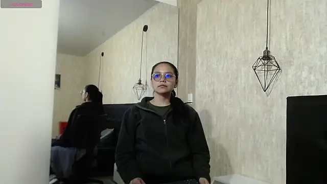 Snapshot of katalina07_1 chatting on 11/22/25, 03:33 katalina07 1 online show from 11/22/25, 03:33